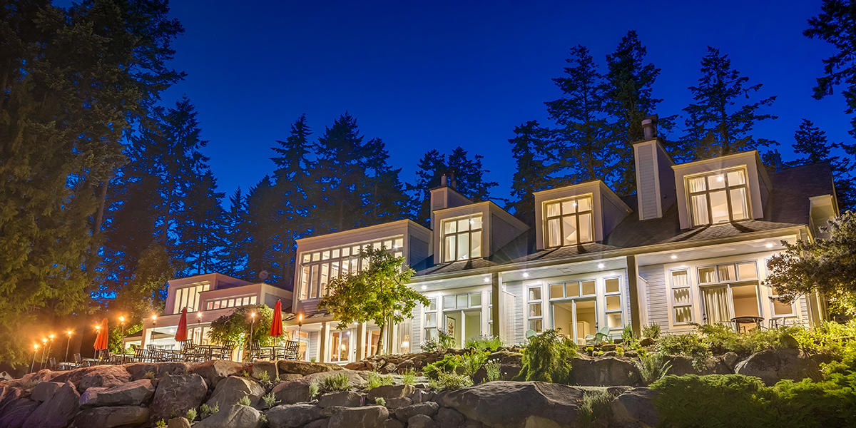 Woodstone Manor photo 1