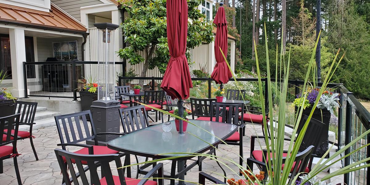 Woodstone Manor photo 3